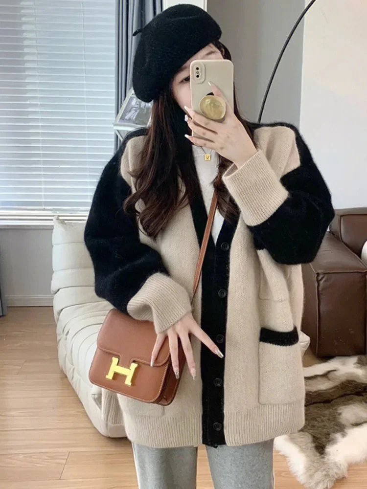 Women Cardigan Sweater V-Neck Single Breasted Solid Color Long Sleeve Soft Casual Knitted Coat Streetwear Clothing Tops G143
Women Cardigan Sweater V-Neck Single Breasted Solid Color Long Sleeve Soft Casual Knitted Coat Streetwear Clothing Tops G143