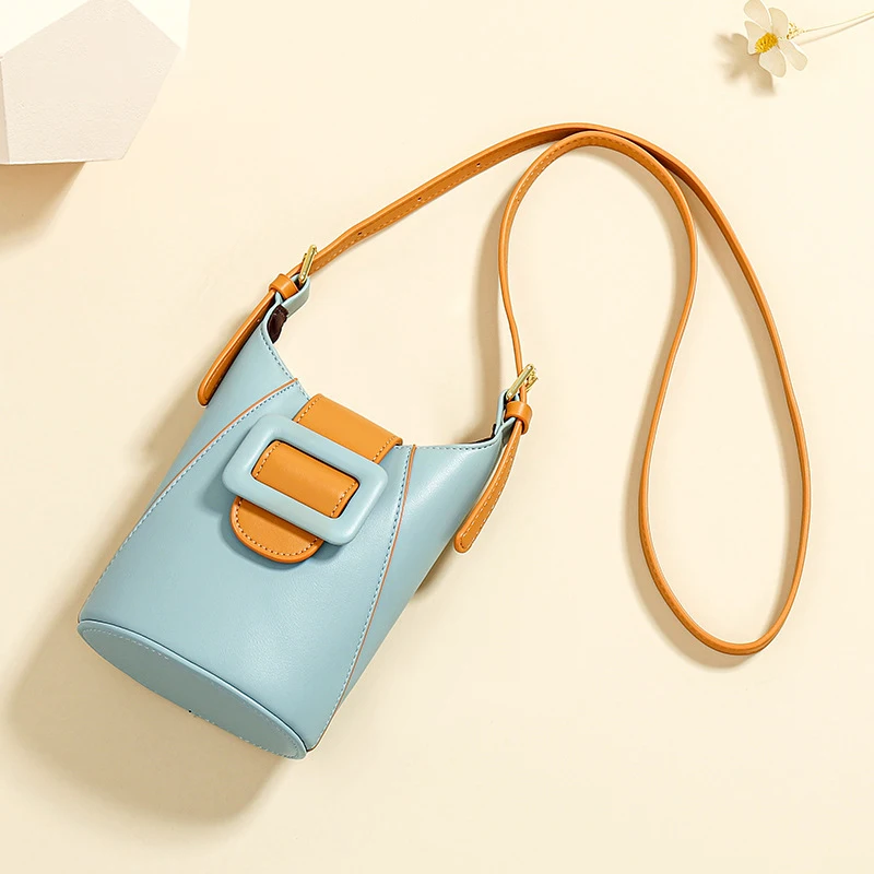 Korean Fashion Pu Leather Women's Handbags Contrast Color Casual Ladies Tote Bag Female Bucket Bag Women Shoulder Crossbody Bag
Korean Fashion Pu Leather Women's Handbags Contrast Color Casual Ladies Tote Bag Female Bucket Bag Women Shoulder Crossbody Bag