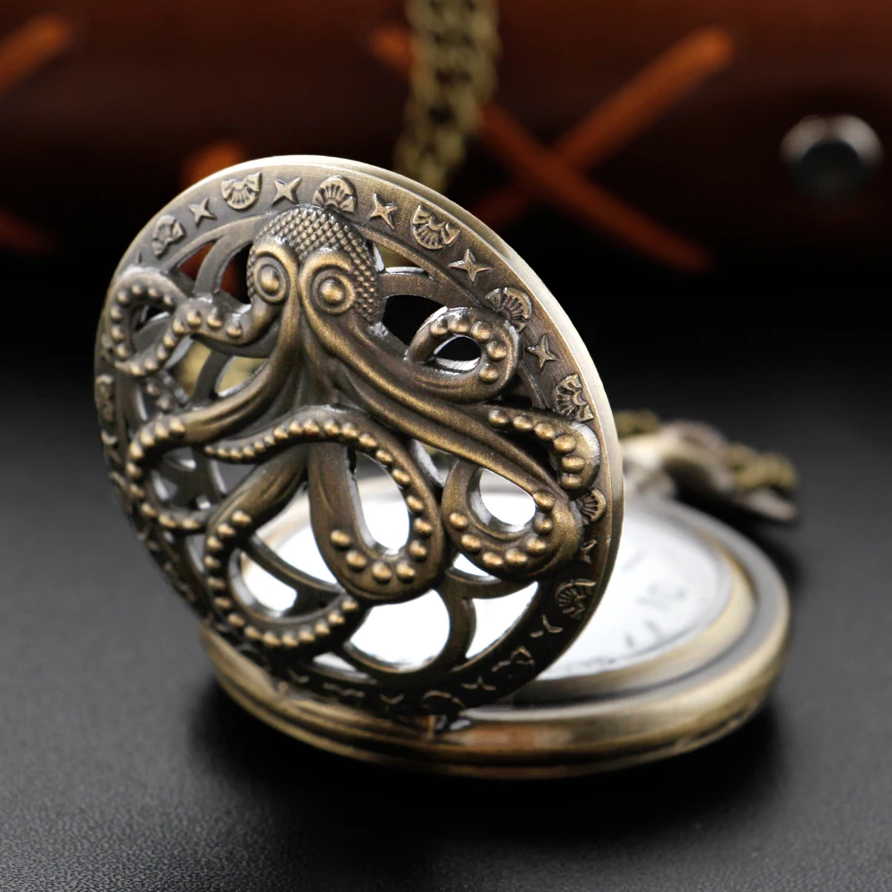 Bronze Cthulhu Octopus Vintage Quartz Steam Punk Pocket Watch Men and Women Necklace Pendant Chain Christmas Gift Renoj Cf1249
Bronze Cthulhu Octopus Vintage Quartz Steam Punk Pocket Watch Men and Women Necklace Pendant Chain Christmas Gift Renoj Cf1249