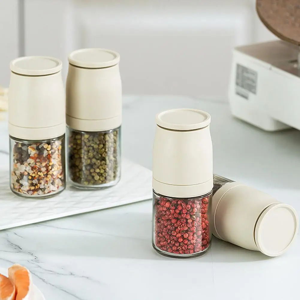 Adjustable Thickness Pepper Grinder Household Manual Black Pepper Glass Grinding Bottle Sesame Sea Salt Grinding Bottle 
Adjustable Thickness Pepper Grinder Household Manual Black Pepper Glass Grinding Bottle Sesame Sea Salt Grinding Bottle