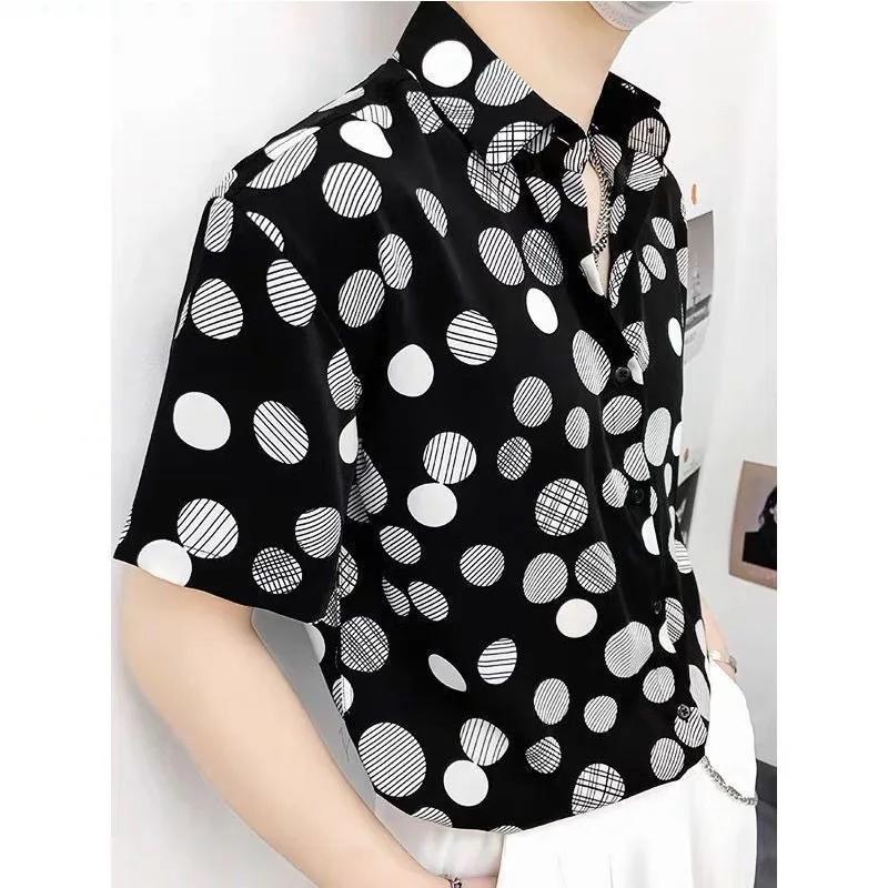 

2024 New Summer Korean Style Retro Loose England Style Men Shirt Polka Dot Splicing Button Shirt Collar Short Sleeve Chic Tops