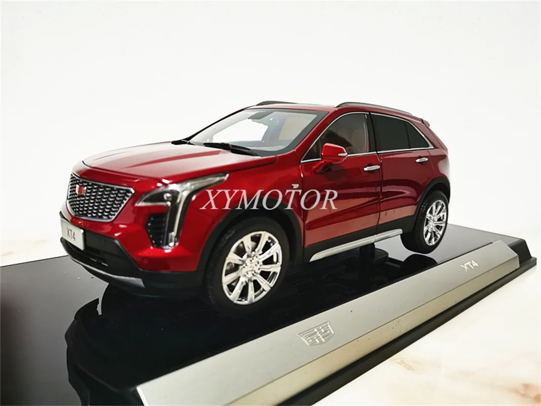 1/18 For Cadillac XT4 2022 SUV Diecast Model Car Off-road vehicle Toys Gifts Red Display Ornaments Collection
1/18 For Cadillac XT4 2022 SUV Diecast Model Car Off-road vehicle Toys Gifts Red Display Ornaments Collection