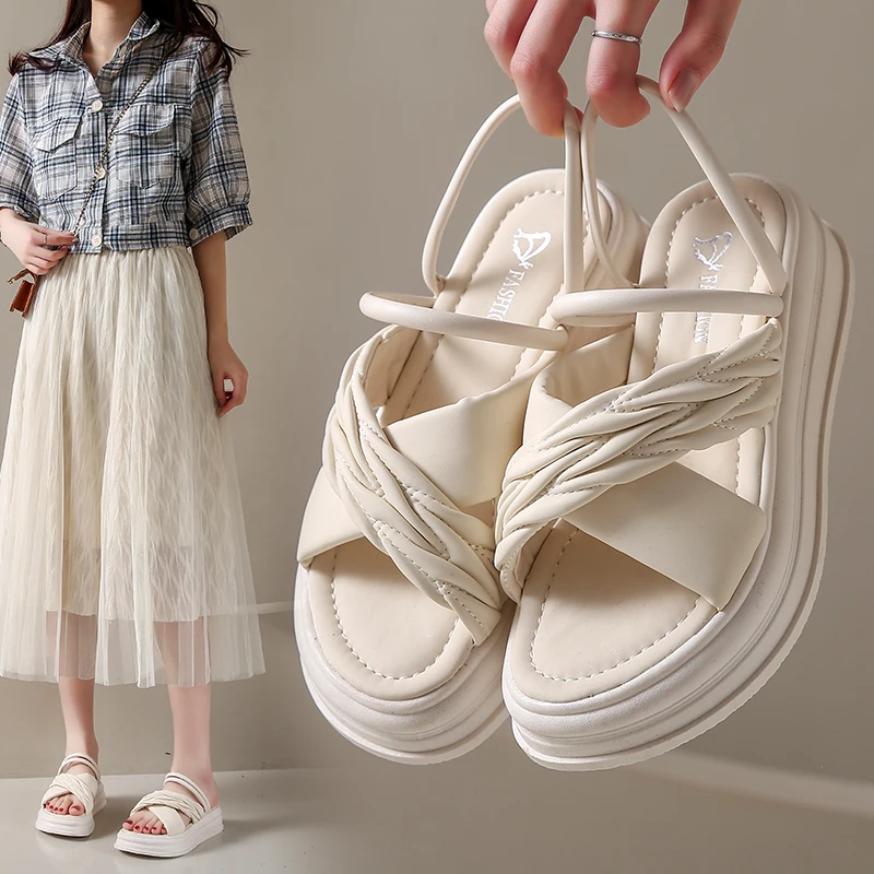 Cross 2024 New Summer Thick Sole Two Wear Fairy Wind Cooling Slippers with Skirt Roman Beach Sandals
Cross 2024 New Summer Thick Sole Two Wear Fairy Wind Cooling Slippers with Skirt Roman Beach Sandals