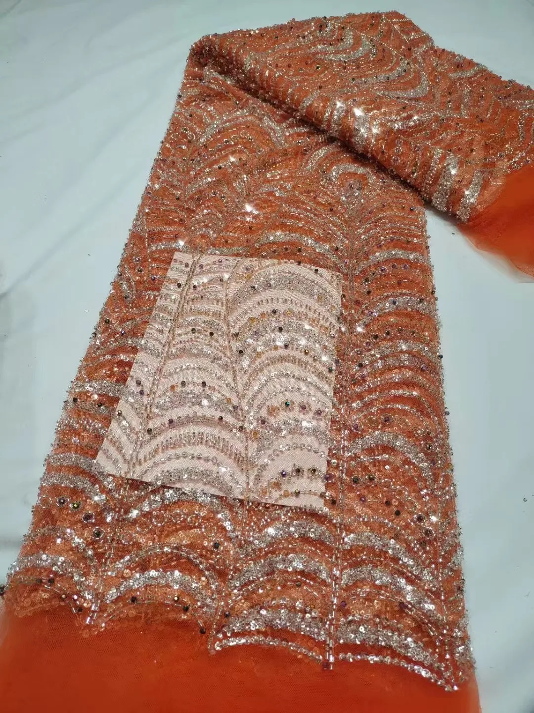 

Оранжевая Роскошная африканская сетчатая кружевная ткань, 2024 бусин, вышивка блестками, французское Тюлевое кружево для свадебного платья