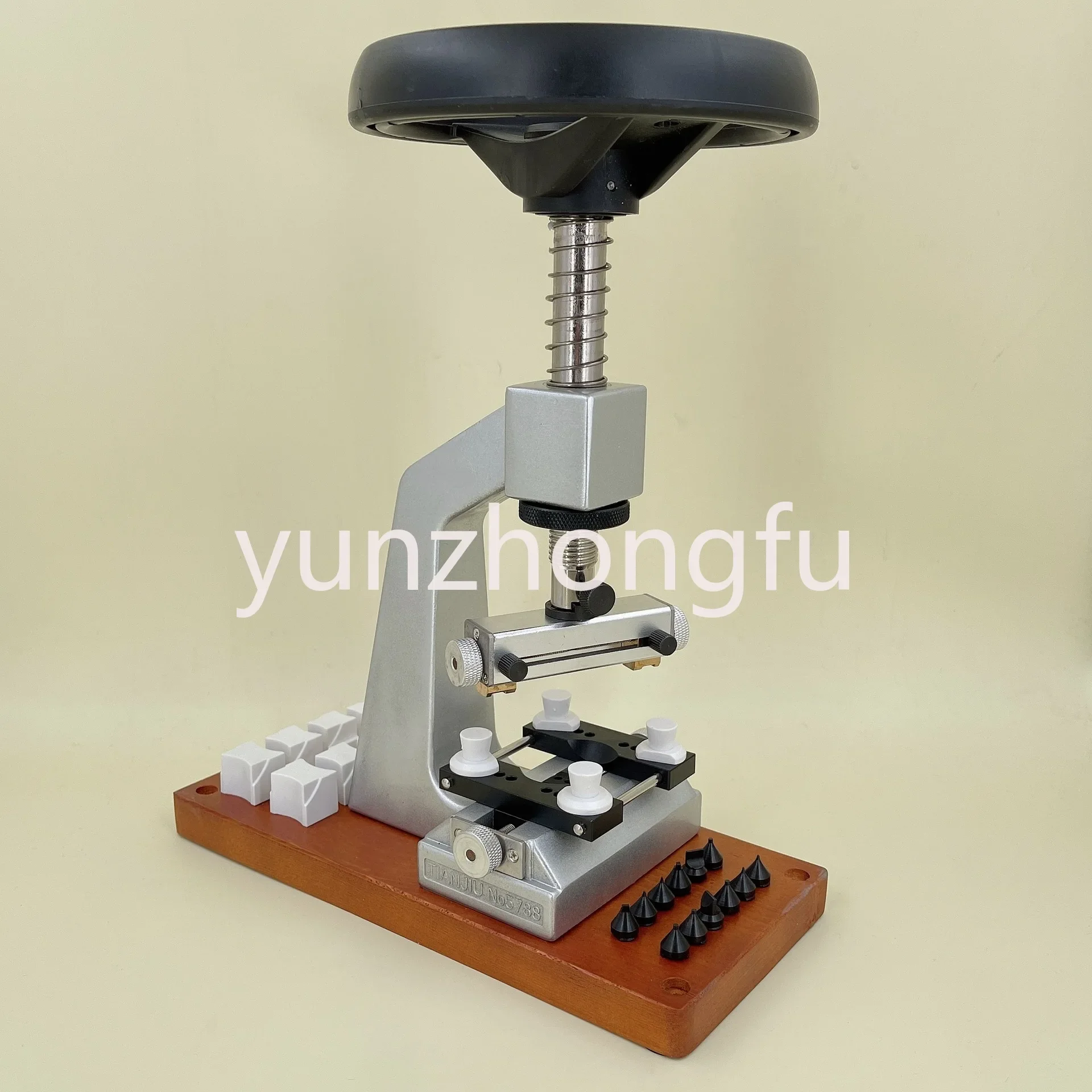 Wooden 5700 watch open multi-function cover opener multi-specification bottom opening screw bud back
Wooden 5700 watch open multi-function cover opener multi-specification bottom opening screw bud back