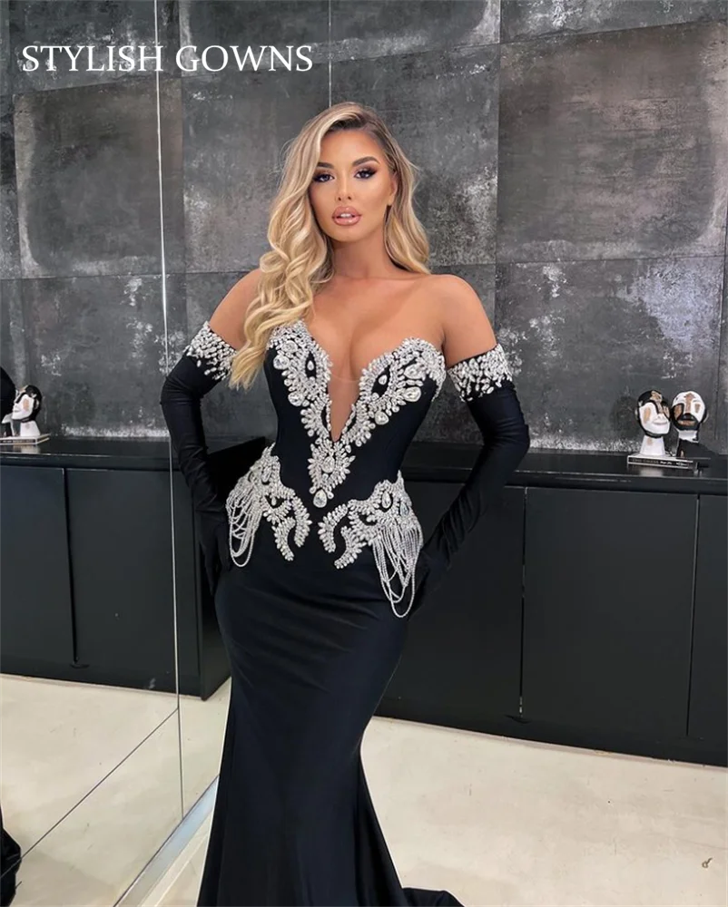 Luxury Dubai Sweetheart Evening Dresses For Black Girls Beaded Crystal Birthday Party Gowns With Gloves Tassel Robe De Bal
Luxury Dubai Sweetheart Evening Dresses For Black Girls Beaded Crystal Birthday Party Gowns With Gloves Tassel Robe De Bal