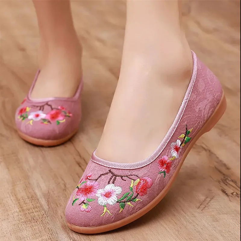 

Women Round Toe Pink High Quality Light Weight Anti Skid Comfort Slip on Loafers Lady Black Summer Shoes Sapatos Femininas G488