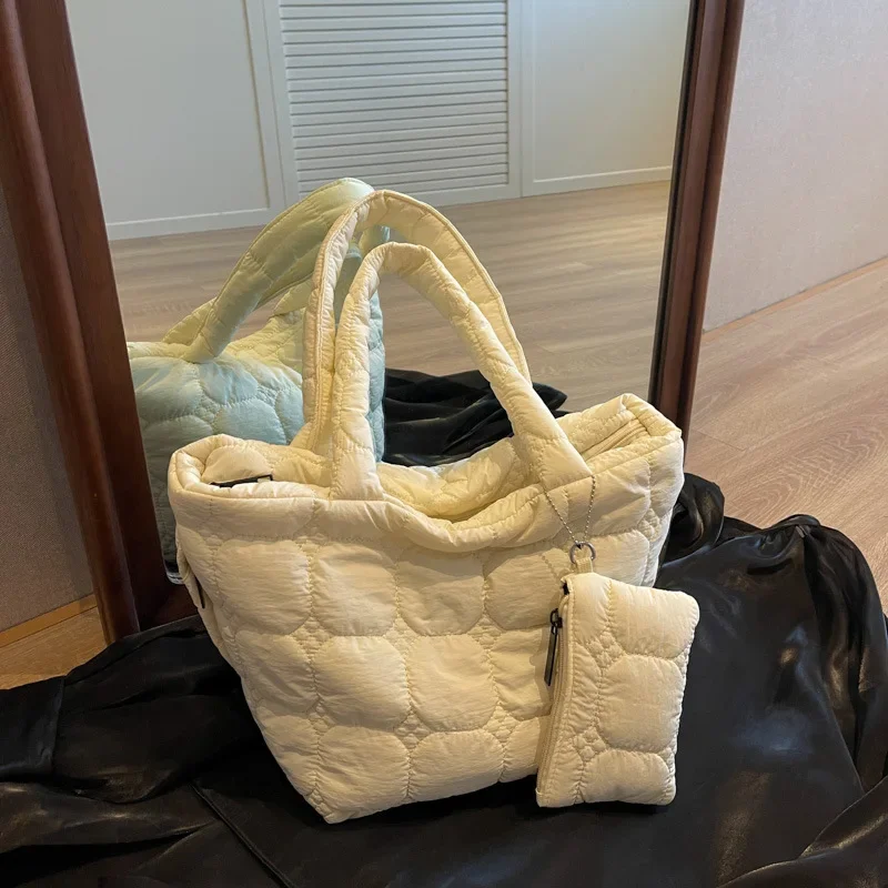 

Fashion Quilted Embroidery Thread Handbag Lightweight Puffy Top-Handle Bag Large Capacity Ladies Small Totes Bag with Mini Purse