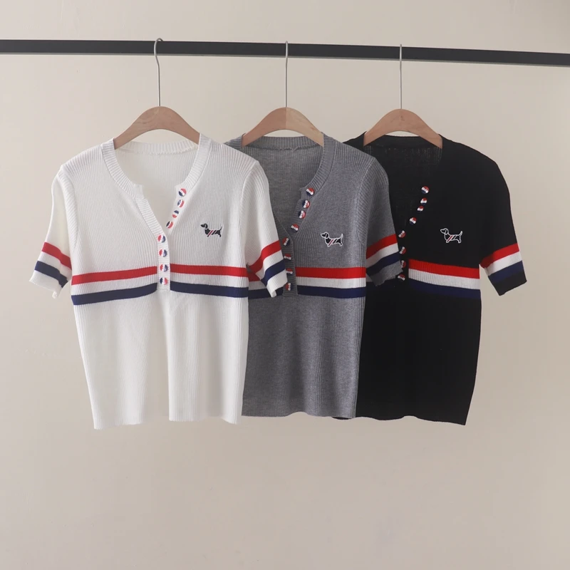 

Summer new style of color stripes v-collar color button dog embroidered wool blend sleeve short-sleeved knitted T-shirt shirt