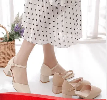 2023 new Female shoes summer new style sandals and slippers, soft bottom indoor M-079
2023 new Female shoes summer new style sandals and slippers, soft bottom indoor M-079