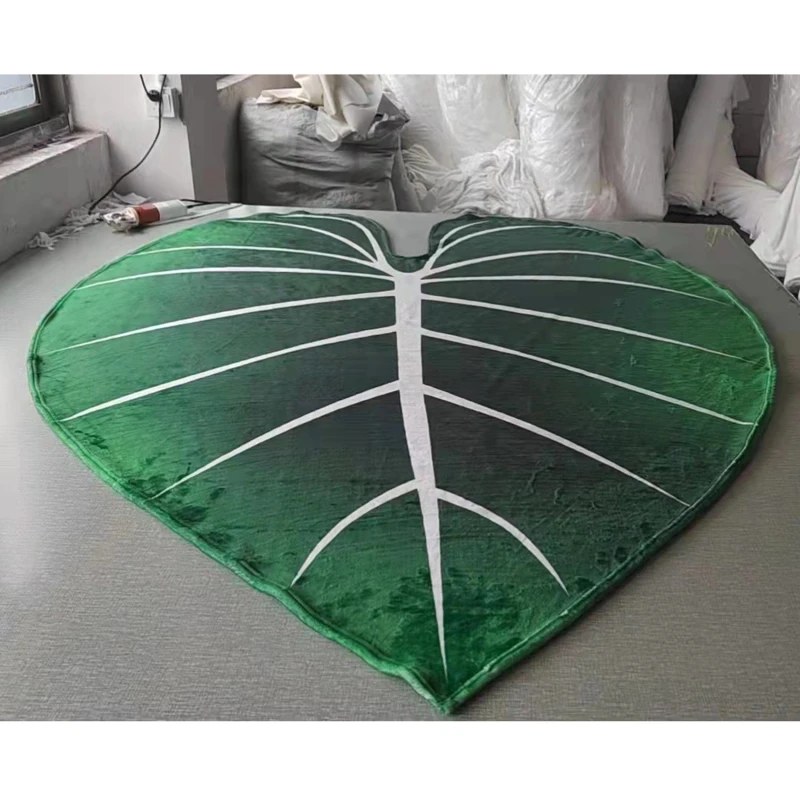 

Large Leaf Blanket Soft Leaves Flannel Leaf Blankets for Beds Sofa Cozy Beach Blanket Funny Birthday Gift Vein Shaped 2023