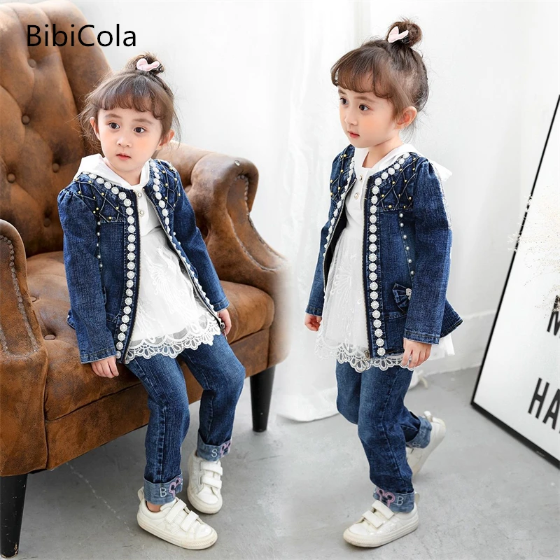 Girls denim suit baby suit fashion little girl denim jacket + cotton bottoming skirt + jeans 3 piece clothes
Girls denim suit baby suit fashion little girl denim jacket + cotton bottoming skirt + jeans 3 piece clothes