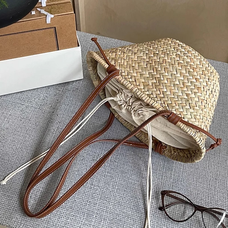 Casual Wicker Basket Bag - Designer Handmade Rattan Tote Crossbody 9 S1500909e17454d9fbdca088ba3b08d17y