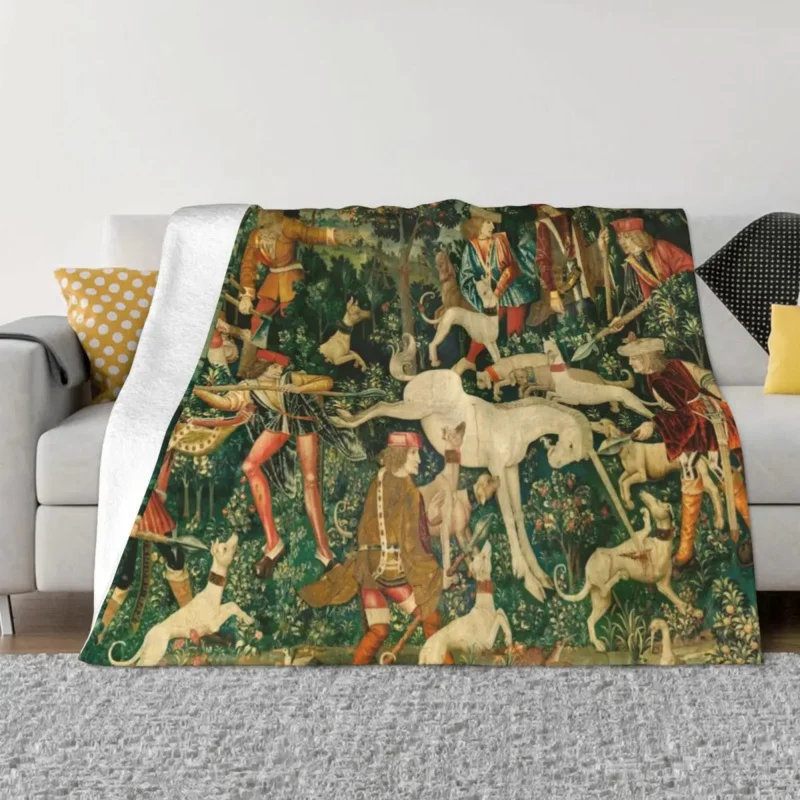 Охота на гобелен в виде единорога. Единорог выступает за себя (от гобелены единорога), Бросьте Одеяло, одеяла на Хэллоуин
Охота на гобелен в виде единорога. Единорог выступает за себя (от гобелены единорога), Бросьте Одеяло, одеяла на Хэллоуин