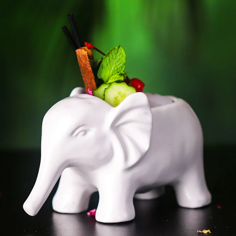 

1PCS Creative Cute White Baby Elephant Cocktail Glasses Hawaii Style Ceramics Tiki Mug Bar Party Drinking Cup Smoothies Tumbler