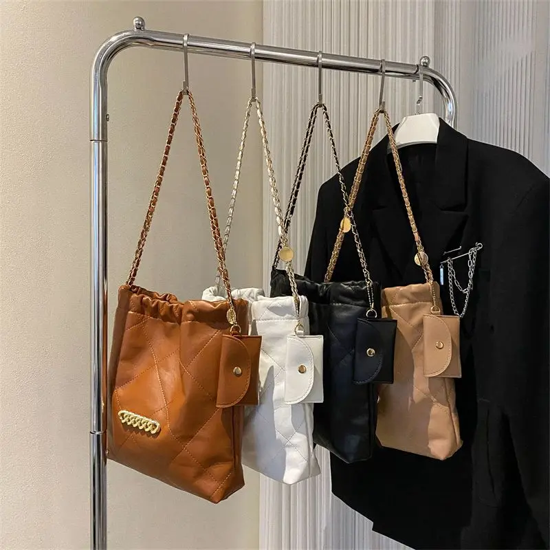 tote bags for women 2023 New fashion casual large capacity with chain bag lady shoulder bag tide bolsas 가방 сумка женская
tote bags for women 2023 New fashion casual large capacity with chain bag lady shoulder bag tide bolsas 가방 сумка женская