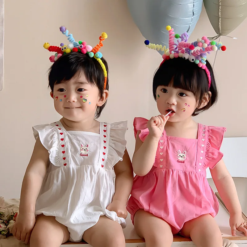 2024 Summer Newborn Baby Girl Romper Cotton Sleeveless Rabbit Embroidery Fitted Waist Thin Bodysuit Infant Girls Jumpsuit
2024 Summer Newborn Baby Girl Romper Cotton Sleeveless Rabbit Embroidery Fitted Waist Thin Bodysuit Infant Girls Jumpsuit
