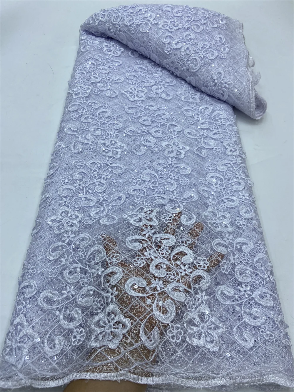African lace sequin fabric luxurious handmade beaded embroidery thin gauze mesh lace fabric Nigeria wedding dress
African lace sequin fabric luxurious handmade beaded embroidery thin gauze mesh lace fabric Nigeria wedding dress