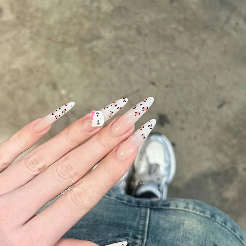 Новинка Sanrio Kawaii аниме Hello Kitty Маникюр милый мультяшный Леопардовый принт ручная работа пресс на ногти прекрасный подарок для девочек
Новинка Sanrio Kawaii аниме Hello Kitty Маникюр милый мультяшный Леопардовый принт ручная работа пресс на ногти прекрасный подарок для девочек