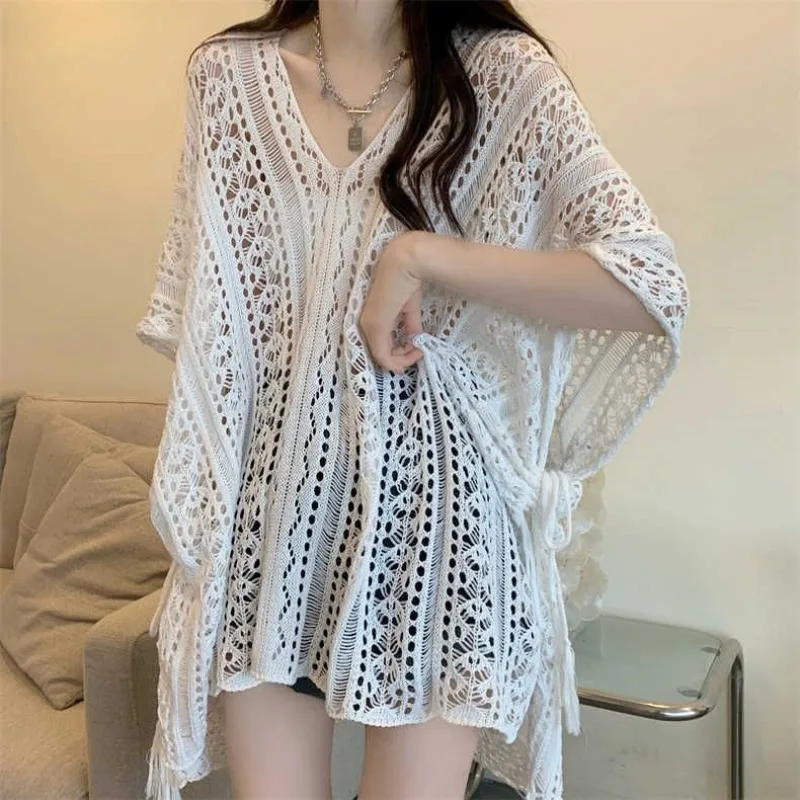 Summer Sweaters Hollow Out Short Sleeved Knit Shirt Sweater Women's V-neck Loose Thin Pullover Blouse Top Oversized Sweater
Summer Sweaters Hollow Out Short Sleeved Knit Shirt Sweater Women's V-neck Loose Thin Pullover Blouse Top Oversized Sweater