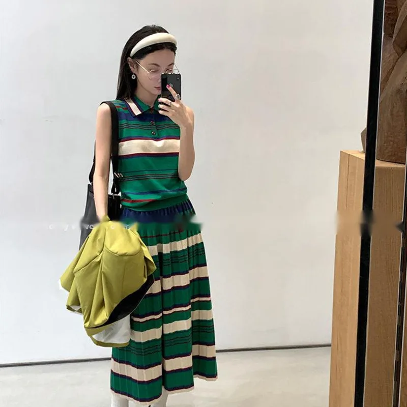 Two Piece Sets Knitted Sleeveless/short Sleeve Lapel Top Short/long Skirt Fashion Summer Elastic Casual Knitting Stripe Suits
Two Piece Sets Knitted Sleeveless/short Sleeve Lapel Top Short/long Skirt Fashion Summer Elastic Casual Knitting Stripe Suits