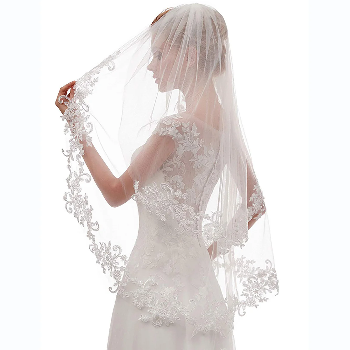 

Women's Short 2 Tier Wedding Bridal Appliques Veil With Comb