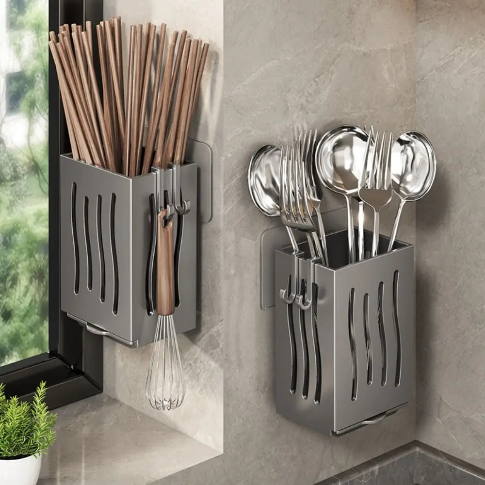 

Plastic Drain Chopsticks Basket Black Anti-mold Chopsticks Tube Storage Box with Drip Tray Wall Mounted Cutlery Holder for Home