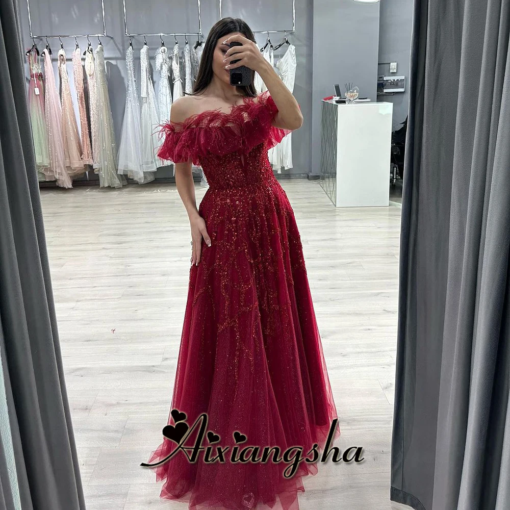 Aixiangsha A Line Stylish Prom Dresses for Women Feather Boat Neck Off the Shoulder Appliques Vestidos De Gala Custom Made
Aixiangsha A Line Stylish Prom Dresses for Women Feather Boat Neck Off the Shoulder Appliques Vestidos De Gala Custom Made