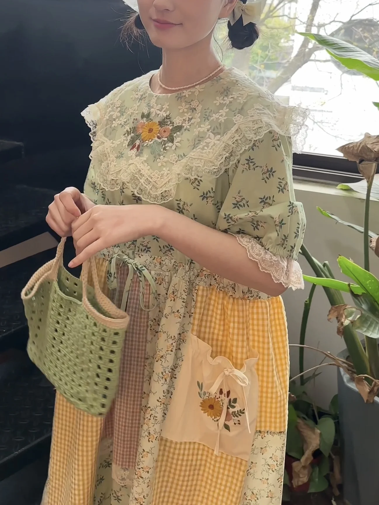 Vintage Embroidery Cotton Linen Patchwork Dress Women Autumn Japanese Mori Girl Art Print Lace-up Long Sleeved Loose Vestidos
Vintage Embroidery Cotton Linen Patchwork Dress Women Autumn Japanese Mori Girl Art Print Lace-up Long Sleeved Loose Vestidos