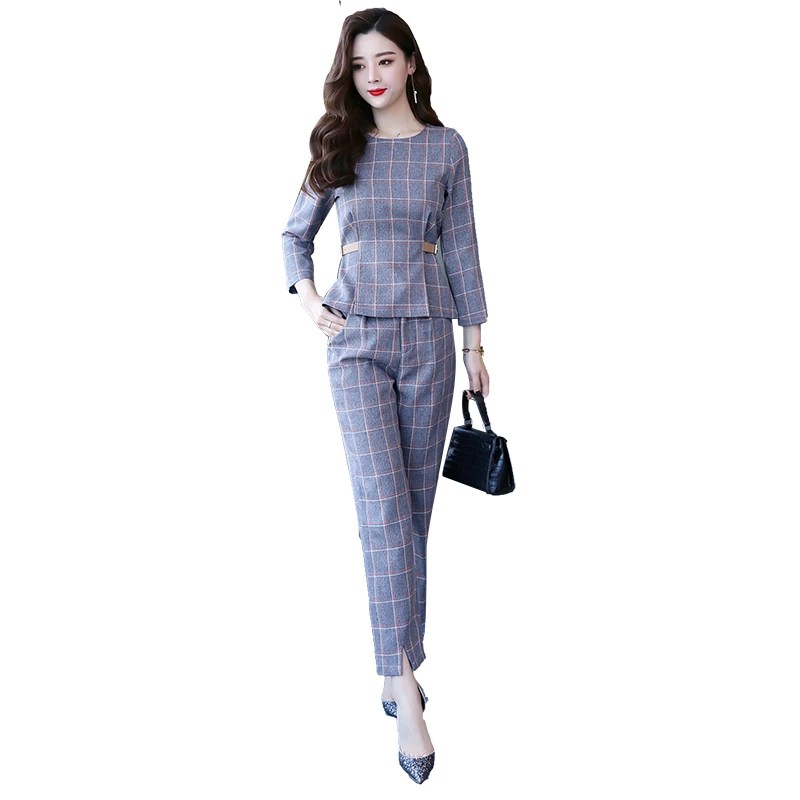 2023 women Plaid Spring two piece set fashion trends sets long sleeve office lady Suit ensemble femme top and Ankle-Length pants
2023 women Plaid Spring two piece set fashion trends sets long sleeve office lady Suit ensemble femme top and Ankle-Length pants