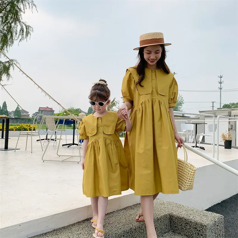 Mommy and Daughter Matching Dress Summer New Mother Kids Girl Yellow Pink Family Look Dresses Korean Matching Family Outfits
Mommy and Daughter Matching Dress Summer New Mother Kids Girl Yellow Pink Family Look Dresses Korean Matching Family Outfits
