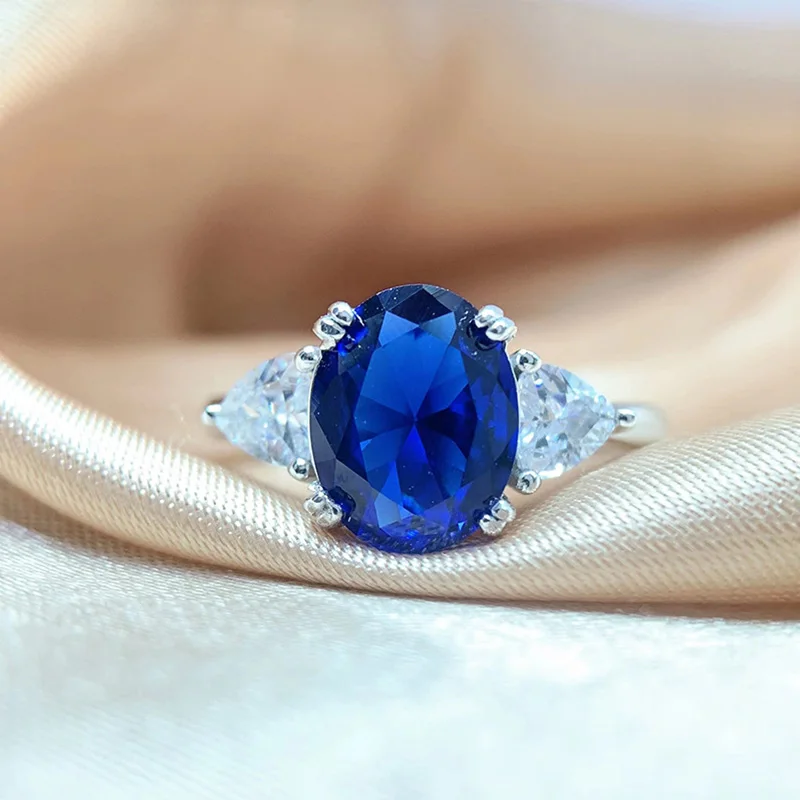 S925 Silver Oval Blue Diamond Engagement Ring Women Jewelry Plated White Gold High Carbon Diamond Wedding Ring Birthday Gift
S925 Silver Oval Blue Diamond Engagement Ring Women Jewelry Plated White Gold High Carbon Diamond Wedding Ring Birthday Gift