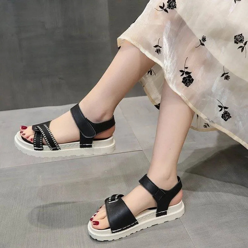 Сандалии женские на платформе, повседневные Нескользящие босоножки в римском стиле, с открытым носком, на липучке, Спортивная пляжная обувь, лето 2022
Сандалии женские на платформе, повседневные Нескользящие босоножки в римском стиле, с открытым носком, на липучке, Спортивная пляжная обувь, лето 2022