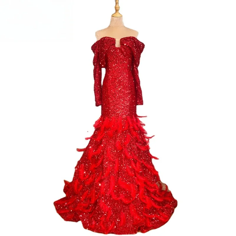 Red Feathers Off Shoulder Long Sleeve Women Gowns Customized Sequined Mermaid Evening Party Dresses
Red Feathers Off Shoulder Long Sleeve Women Gowns Customized Sequined Mermaid Evening Party Dresses