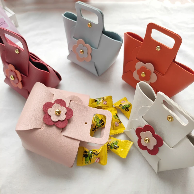 Leather Blue Gift Bags with Handles Chocolate Candies, Cosmetic Packaging Bags Flower Gift Box Wedding Gifts for Guests
Leather Blue Gift Bags with Handles Chocolate Candies, Cosmetic Packaging Bags Flower Gift Box Wedding Gifts for Guests