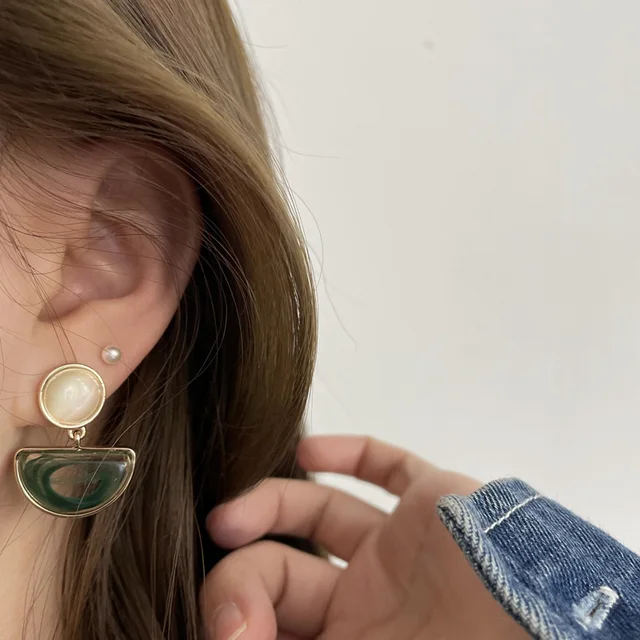 ChimMetal-Boucles d'oreilles rétro élégantes pour femmes, boucles d'oreilles pendantes géométriques vertes, goutte d'eau simple, bijoux cadeaux, mode 2