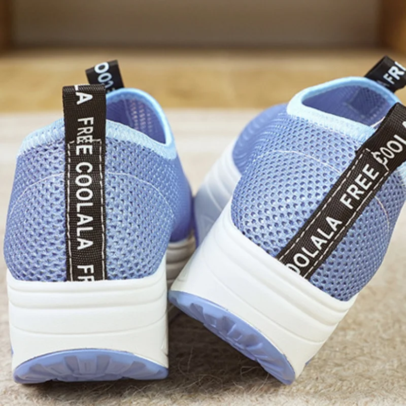 Fashion Breathable Mesh Women Running Shoes Comfortable Lightweight Casual Sneaker Summer Outdoor Non-slip Flat Running Shoes 44 S160539d3fcec4c43ac62f4deed91b013t