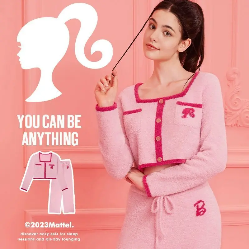 Barbie Co Branded Retro High Waist Square Neck Autumn/Winter Half Fleece Women's Home Fur Set Pajamas
Barbie Co Branded Retro High Waist Square Neck Autumn/Winter Half Fleece Women's Home Fur Set Pajamas