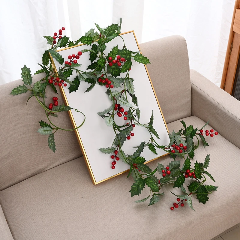 

Simulation Artificial Rattan Decorations Wall Hanging Red Berries Green Vines Wreath Garland Outdoor Christmas Home Deco