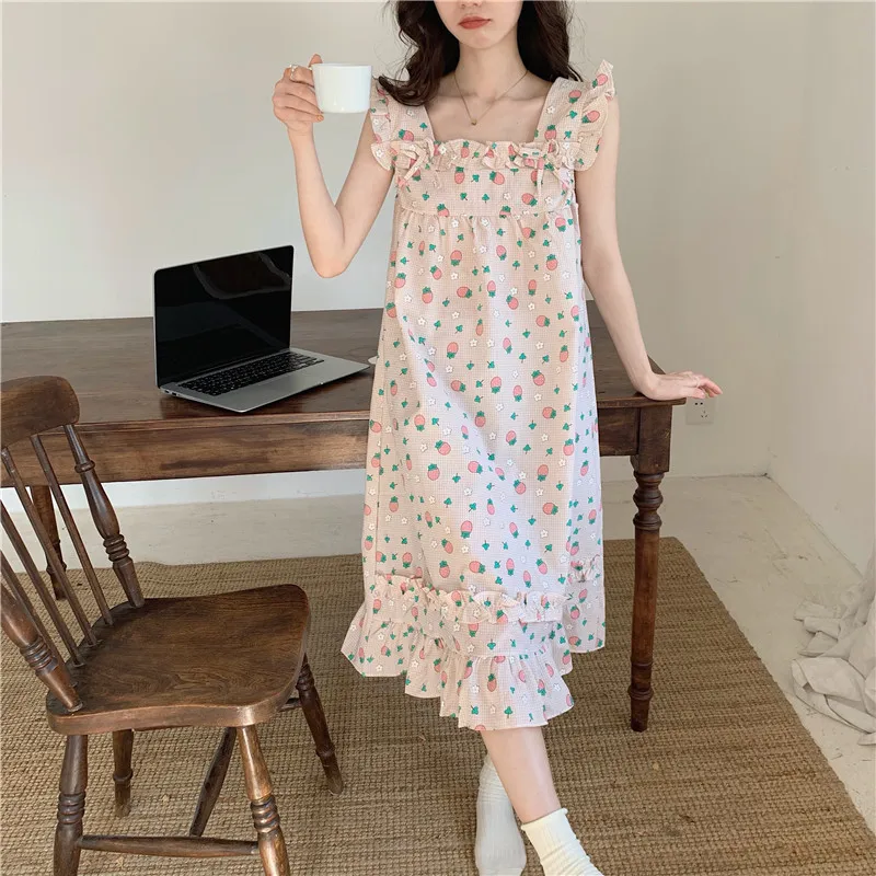 Ruffles Spaghetti Strap Sleepdress Women Cute Kawaii Strawberry Comfortable Sleeveless Summer Nightgown Ladies Home Dress D332
Ruffles Spaghetti Strap Sleepdress Women Cute Kawaii Strawberry Comfortable Sleeveless Summer Nightgown Ladies Home Dress D332