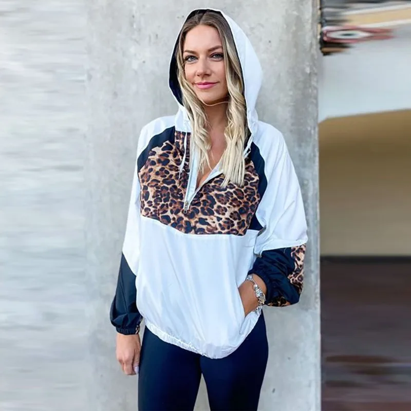 Women's Hoodies Autumn and Winter 2022 New Leopard Print Color Contrast Splicing Zipper Hooded Casual Women's Sweatshirt
Women's Hoodies Autumn and Winter 2022 New Leopard Print Color Contrast Splicing Zipper Hooded Casual Women's Sweatshirt