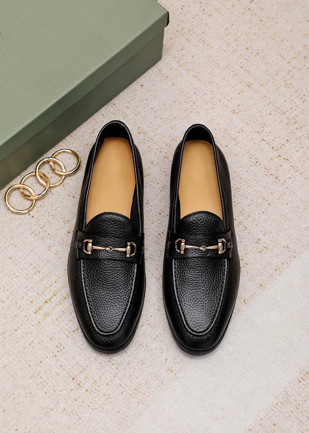 Luxury High Quality Casual Men Shoes Slip on Loafers Male Genuine Leather Comfortable Moccasins Classic Elegant Shoes designer
Luxury High Quality Casual Men Shoes Slip on Loafers Male Genuine Leather Comfortable Moccasins Classic Elegant Shoes designer