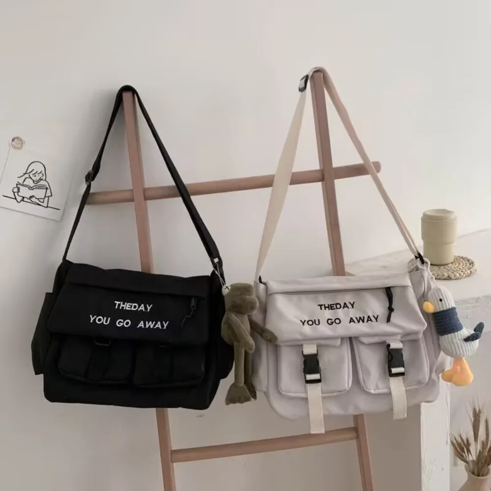 Large Capacity Vintage Handbag New Attractive Casual Style Canvas Tote Bag Fashion Crossbody Purse
Large Capacity Vintage Handbag New Attractive Casual Style Canvas Tote Bag Fashion Crossbody Purse