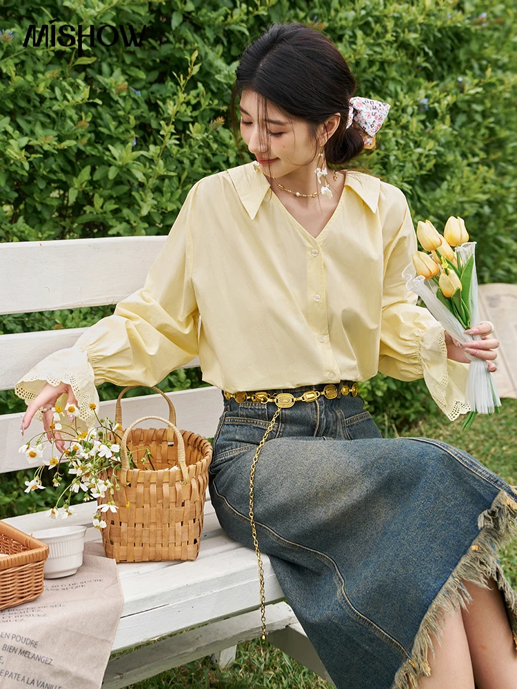 

MISHOW 100 Cotton Light Yellow Shirt Spring 2024 Korean Polo V Neck Flare Sleeve Lace Stitching Cuffs Versatile Tops MXD12C0157