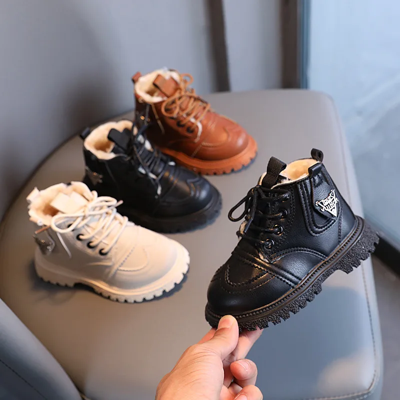 Kids Leather Boots New Winter Children's Non-slip Comfortable Cotton Warm Rubber Outsole Ankle Boots Boys Girls Fashion Shoes
Kids Leather Boots New Winter Children's Non-slip Comfortable Cotton Warm Rubber Outsole Ankle Boots Boys Girls Fashion Shoes