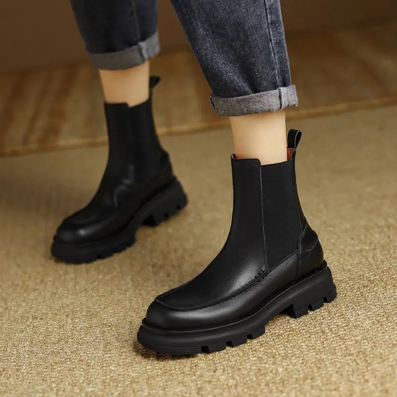 Concise Style Winter Shoes Woman Round Toe Cowhide Platform Shoes Spring Autumn Slip On Ankle Boots Thick Heel Chelsea Boots
Concise Style Winter Shoes Woman Round Toe Cowhide Platform Shoes Spring Autumn Slip On Ankle Boots Thick Heel Chelsea Boots
