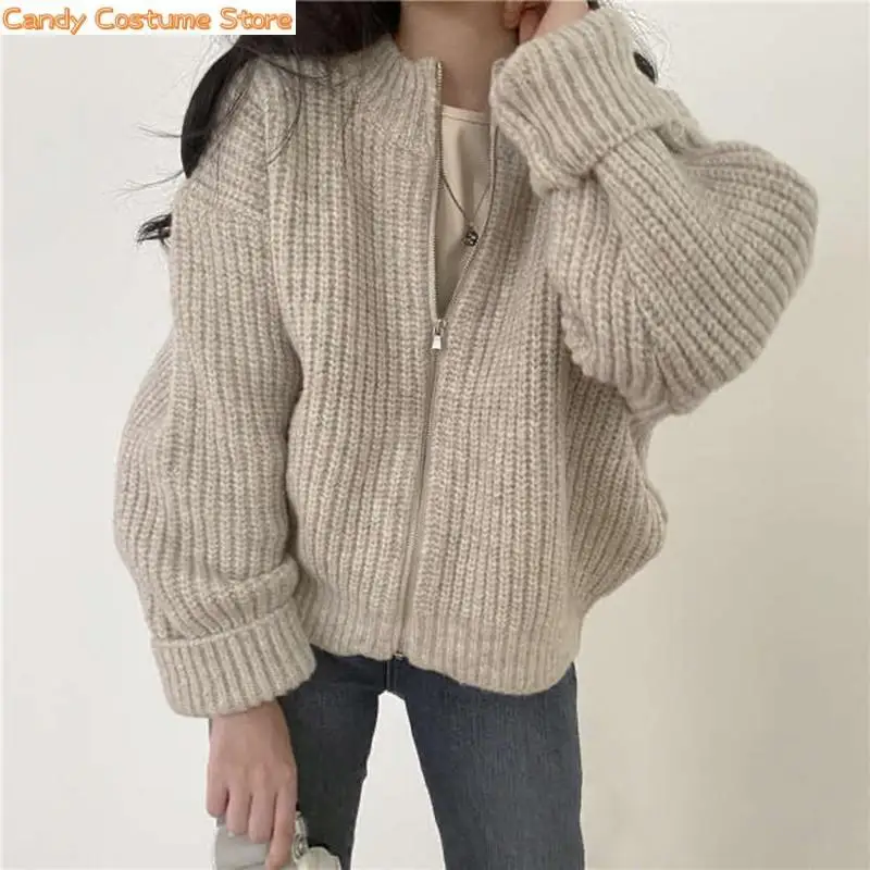 Woman Solid Knitwear Casual Cropped Autumn Winter Women Sweater Coat Harajuku Loose Long Sleeve Zipper Knitted Cardigan
Woman Solid Knitwear Casual Cropped Autumn Winter Women Sweater Coat Harajuku Loose Long Sleeve Zipper Knitted Cardigan
