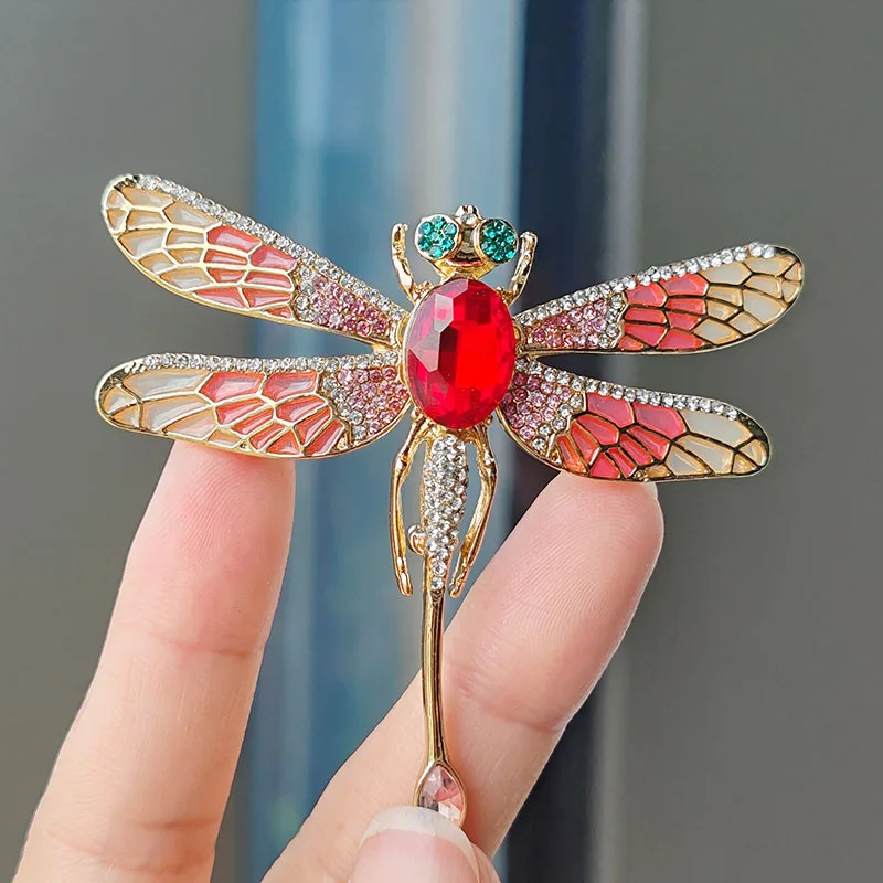 New Creative High End Retro Painted Dragonfly Brooches for Women and Men 2 Colors High Quality Insect Series Brooch Pins Gifts
New Creative High End Retro Painted Dragonfly Brooches for Women and Men 2 Colors High Quality Insect Series Brooch Pins Gifts