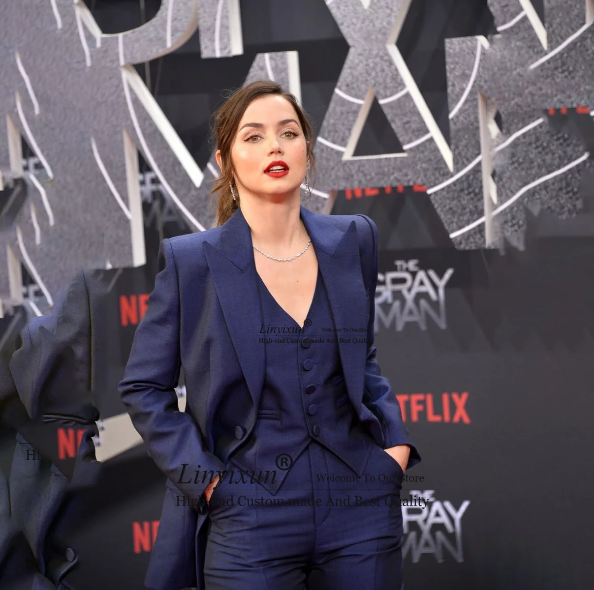 Elegant Women's Suit New in Female Blazer+Pant Suit Office Lady Formal Business Suits 3 Piece Set conjuntos de pantalones
Elegant Women's Suit New in Female Blazer+Pant Suit Office Lady Formal Business Suits 3 Piece Set conjuntos de pantalones