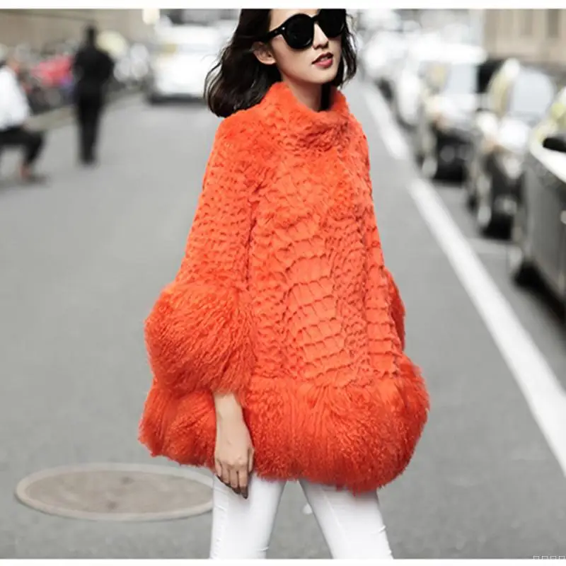 Fashion The New Natural Rabbit Fur Coat Winter Keep Warm Engraved Pattern Beach Wool Stitching Loose Mid Length Women Coat
Fashion The New Natural Rabbit Fur Coat Winter Keep Warm Engraved Pattern Beach Wool Stitching Loose Mid Length Women Coat